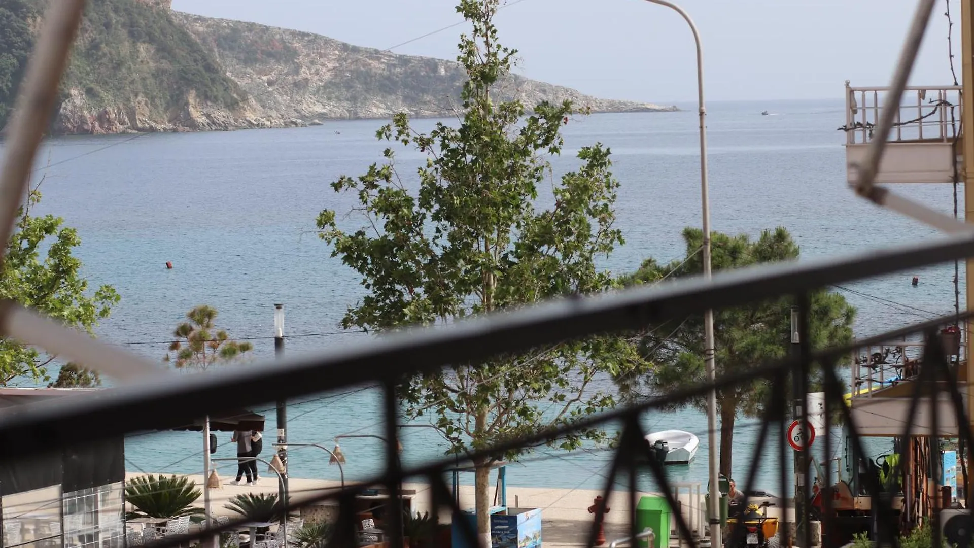 Viron Apartament Apartment Himare