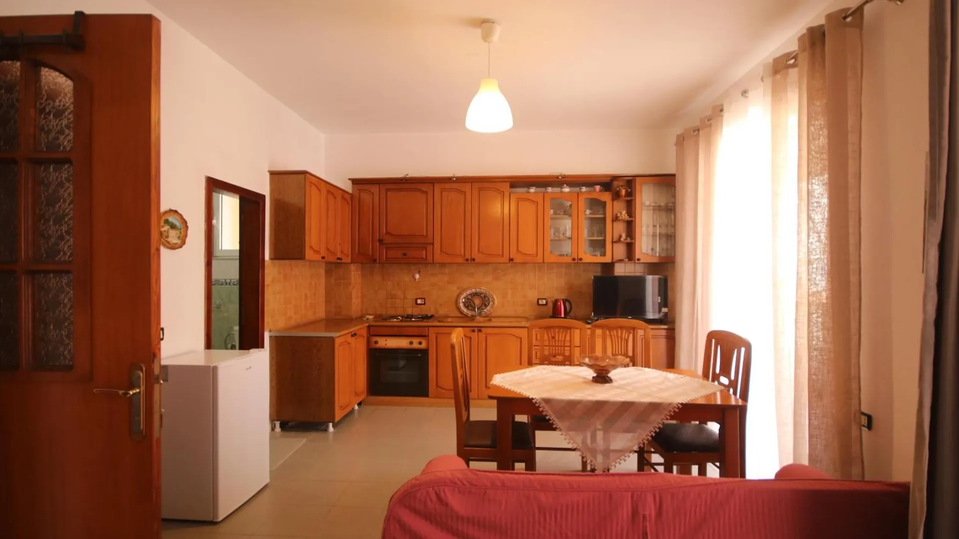 Viron Apartament Apartment Himare