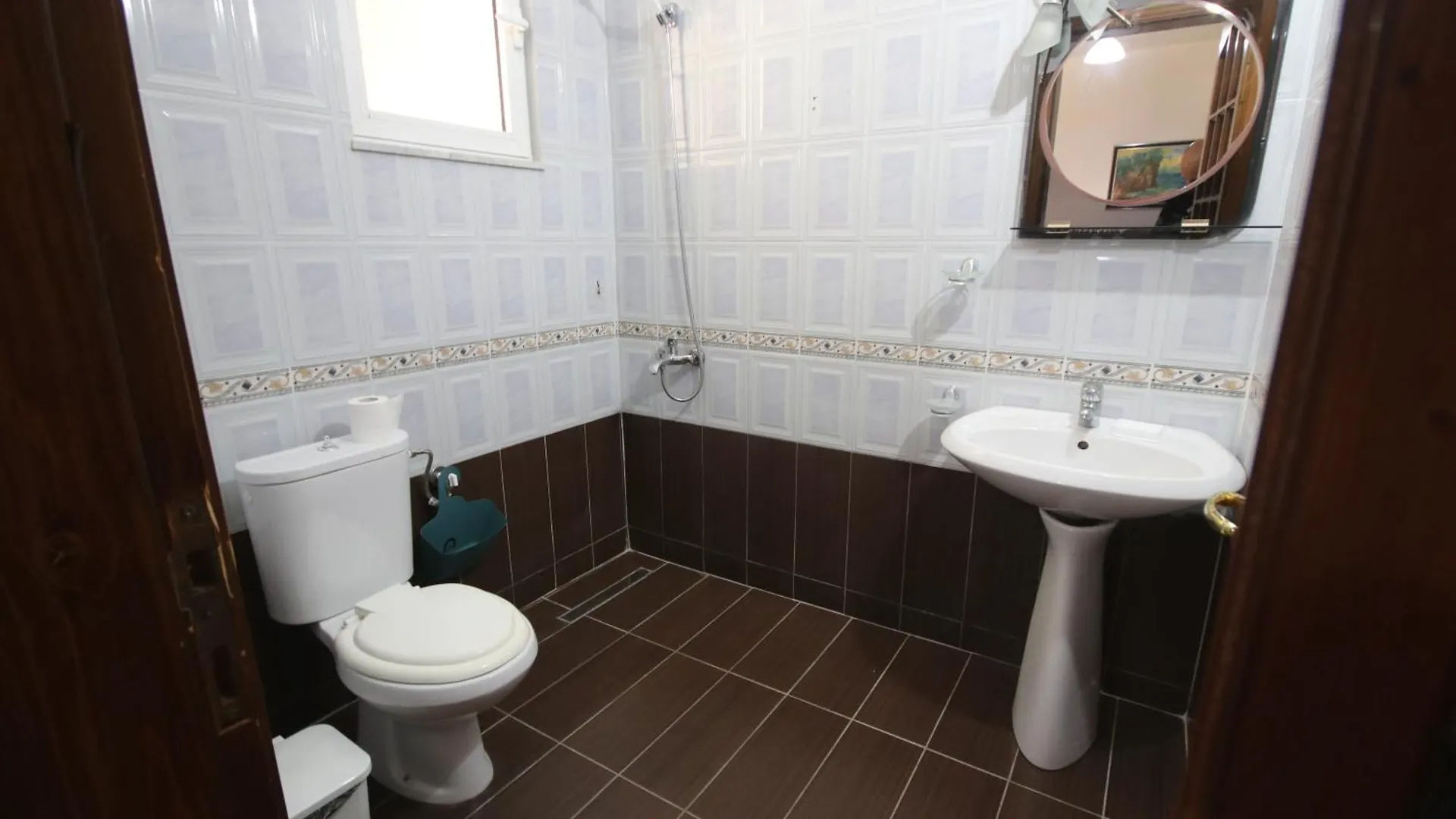 Viron Apartament Apartment Himare