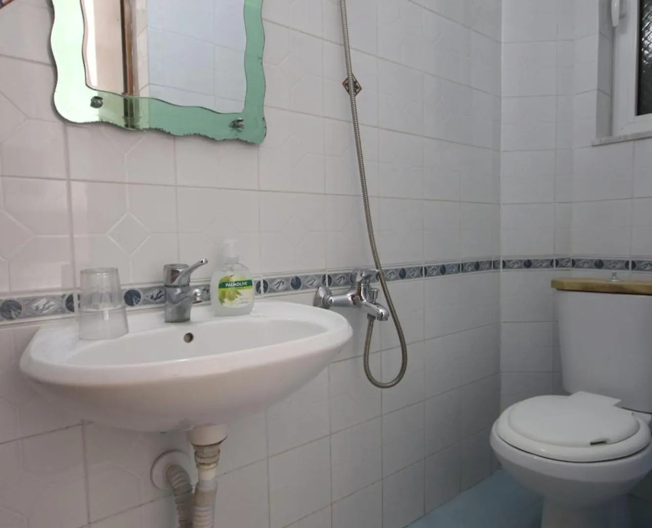 Viron Apartament Apartment Himare