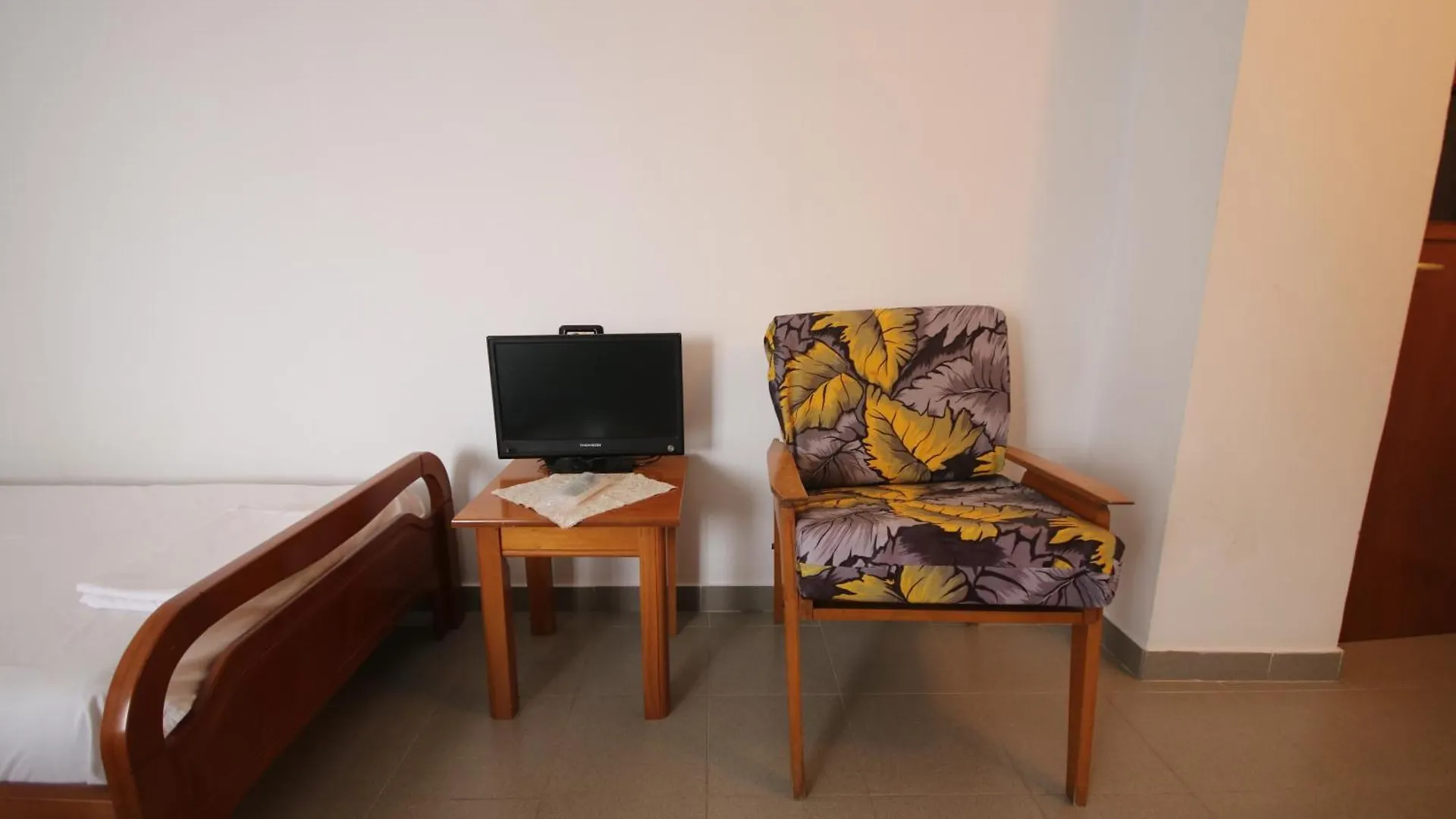 Viron Apartament Apartment Himare Albania